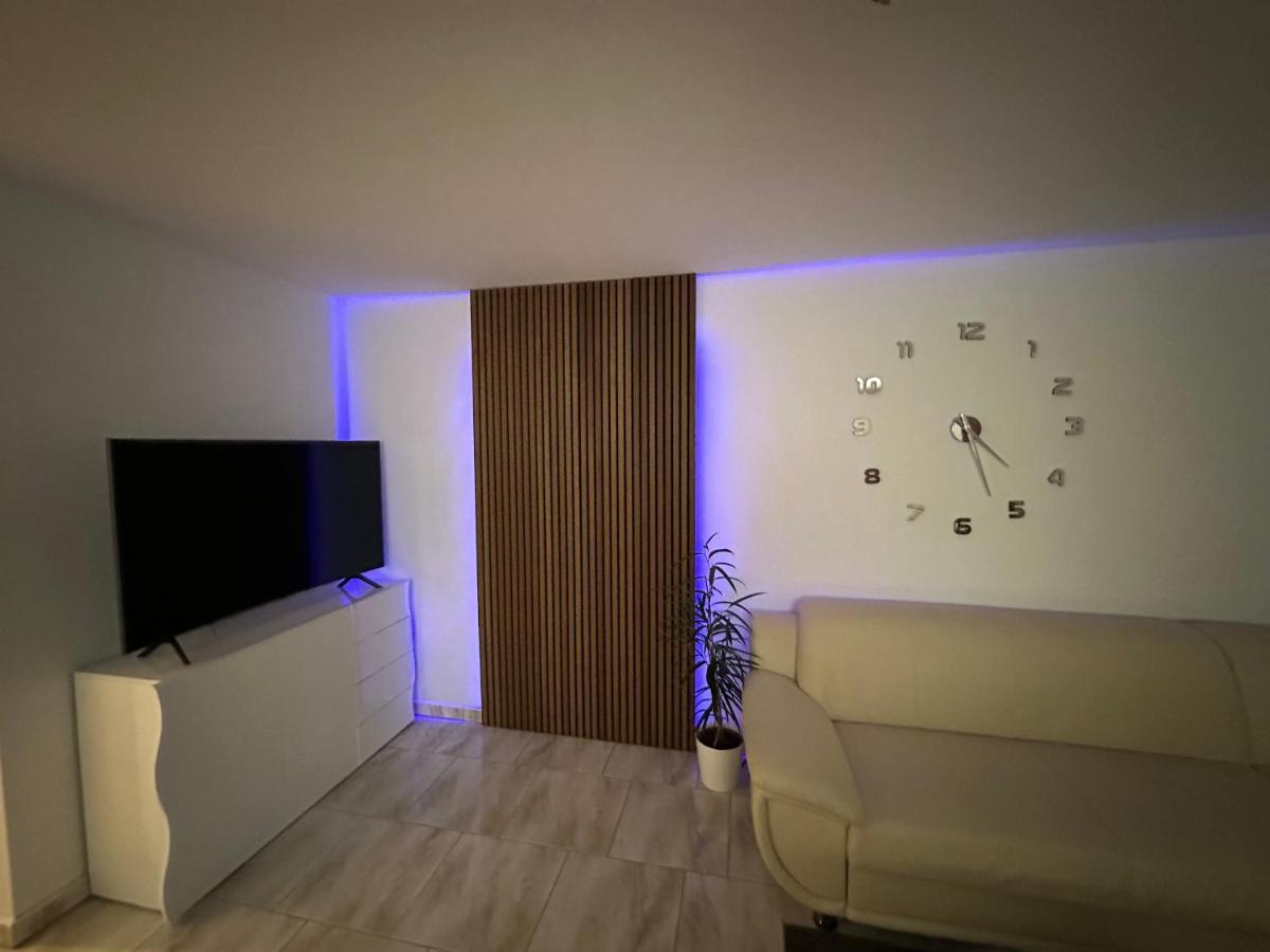 Souterrain Fewo, Europapark, Netflix, 2Xtv Mietersheim Exterior foto